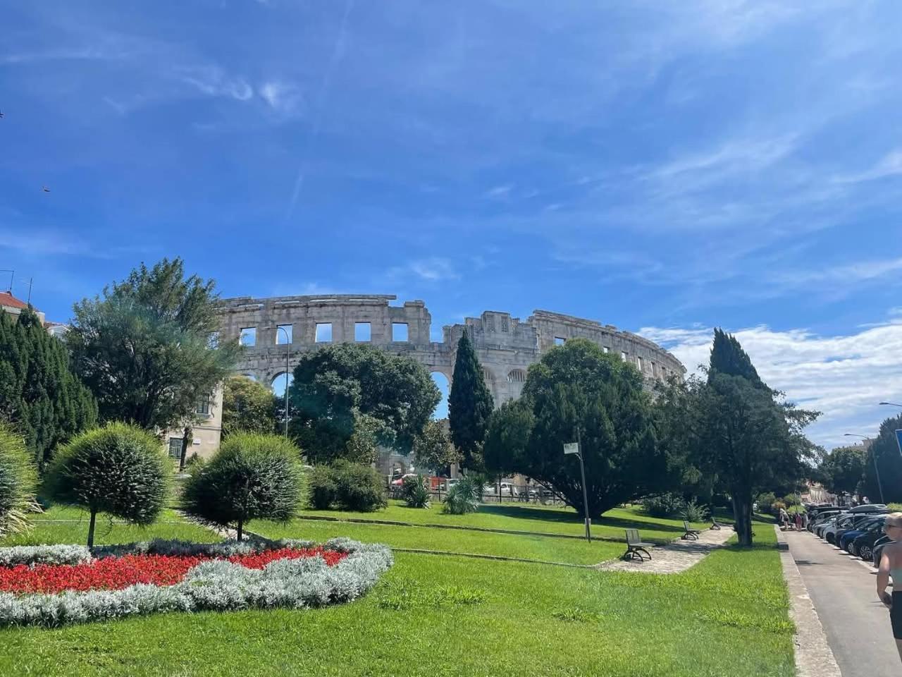 Apartman Diana,Free Parking PUY Exterior foto